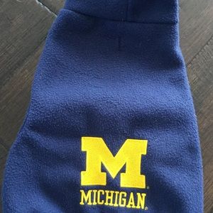 UNIVERSITY OF MICHIGAN DOG POLAR FLEECE HOODIE MED